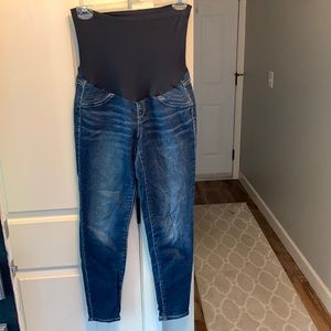 Maternity jeggings